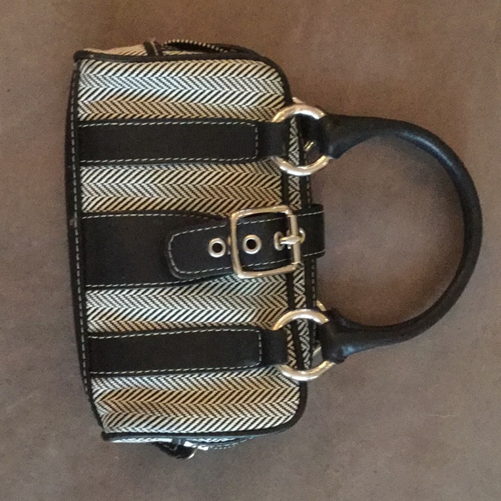 Isabelle Fiore hand bag